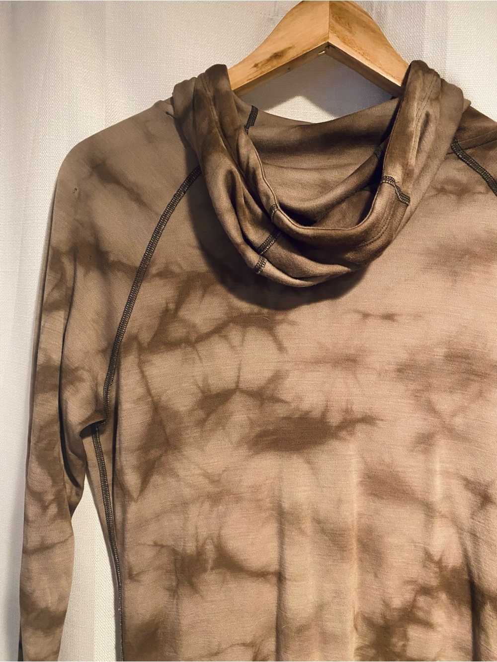 Smartwool Women’s 250 Hoodie - Picture 2 of 6